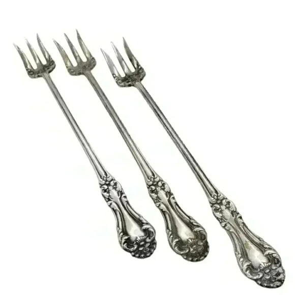 3 Pcs Antique Silver plate Oyster Fork Rogers PAT APR 4.99 Arundel Charcuterie - Picture 1 of 10
